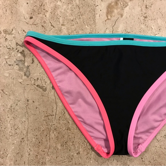 Route 101 Sport Black and Multicolor Swimsuit Bottoms Size Small - Picture 3 of 6